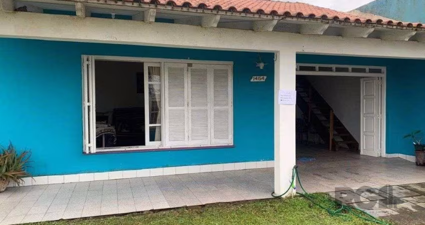 Casa 3 dormitórios à venda Centro Balneário Pinhal/RS