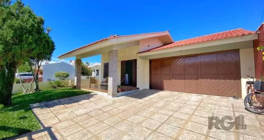 Casa 3 dormitórios à venda Centro Xangri-Lá/RS