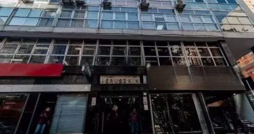 Libertas imobiliária vende loja comercial terrea com 252 m² privativos no centro