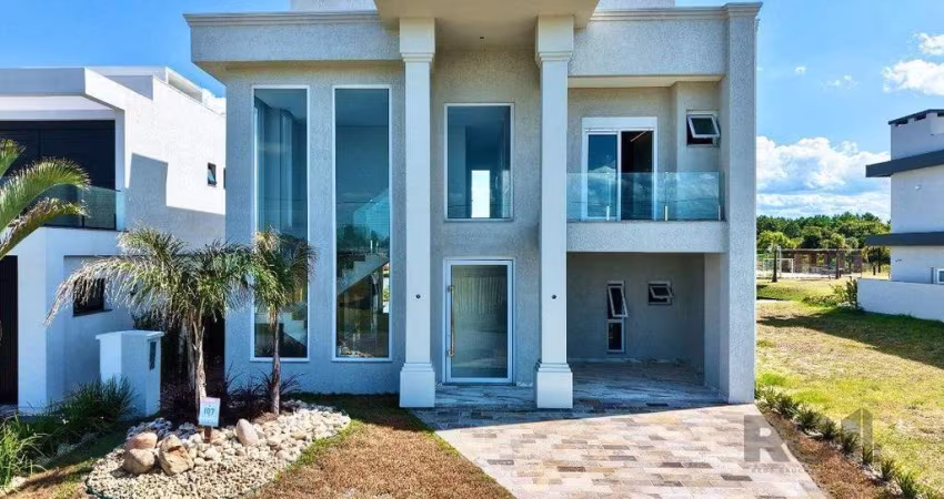 SOBRADO NEOCLÁSSICO  À VENDA A BEIRA LAGO  COM VISTA INCRÍVEL E JUNTO AO MAR