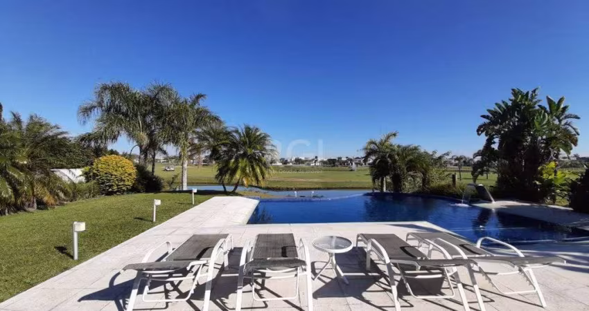 Casa Condominio para Venda - 470m², 4 dormitórios, sendo 3 suites, 3 vagas - Ter