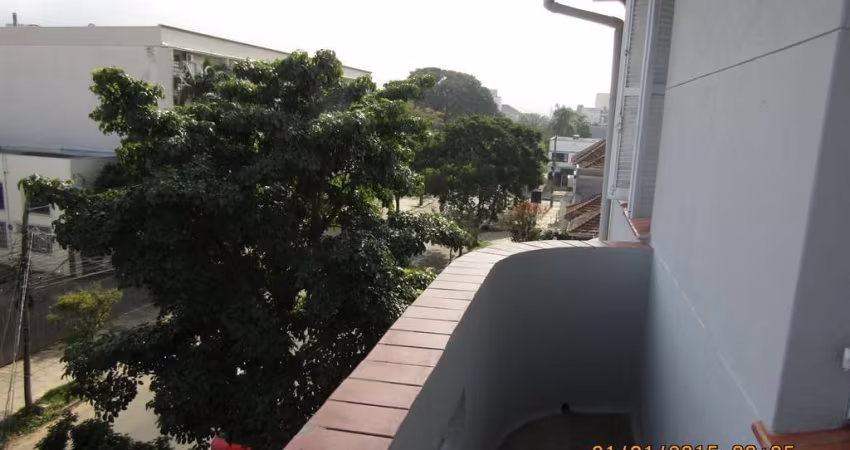 Apartamento de 3 quartos no bairro São João em Porto Alegre