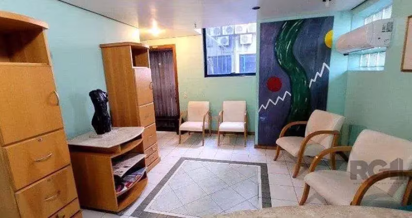 Sala ampla com 73m² privativos, centro porto alegre, garagem, elevador