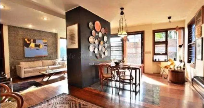 Casa para venda - 276m², 3 dormitórios, sendo 1 suites, 5 vagas - medianeira