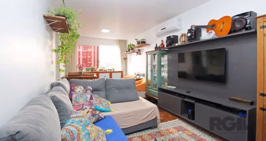 Apartamento a venda composto de dois dormitórios no bairro menino deus com vaga