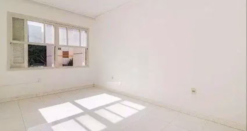 Vende-se apartamento semi-mobiliado de 2 quartos - menino deus