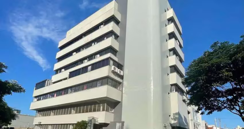 Sala comercial de 48 m² com garagem, prédio com portaria presencial