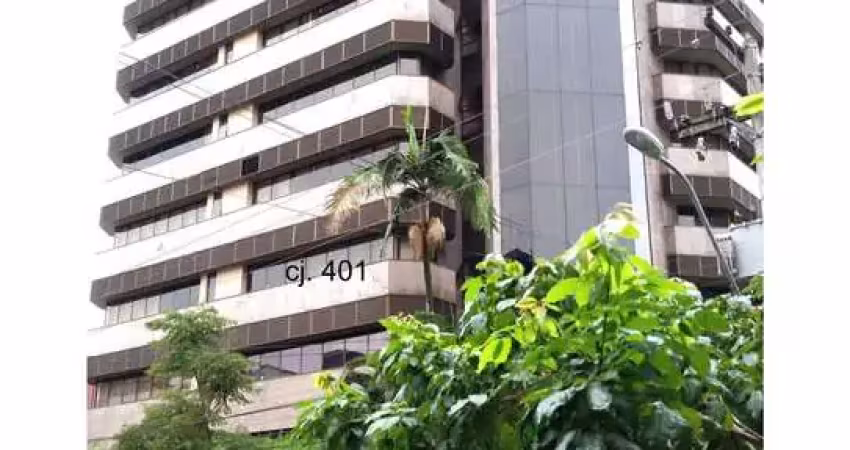 Sala comercial em um ponto excelente da rua padre chagas.