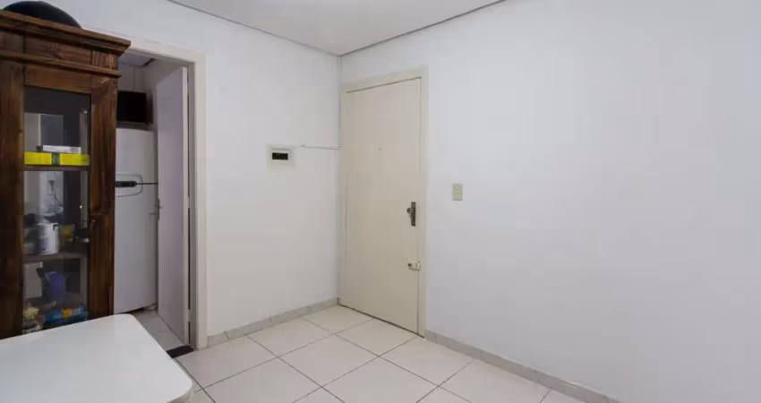 Kitnet / Stúdio à venda na Rua Marechal Hermes, 502, Camaquã, Porto Alegre