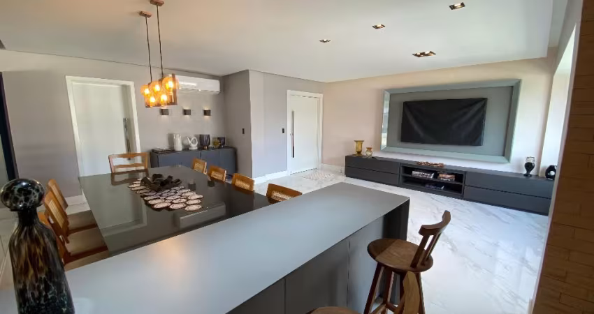 Luxuoso apartamento com 3/4 em Armação