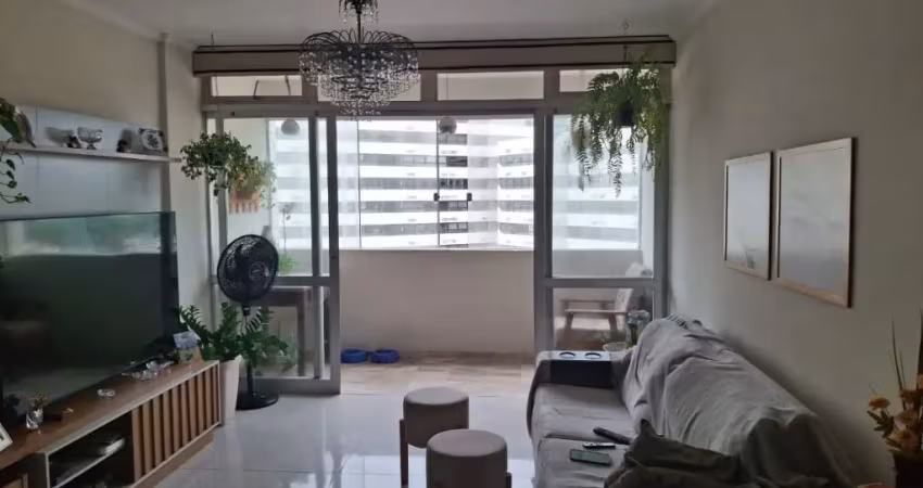 Apartamento à venda com 173 m² na avenida oceânica.