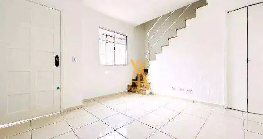 Sobrado com 2 dormitórios à venda, 70 m² por R$ 294.900,00 - Itaquera - São Paulo/SP