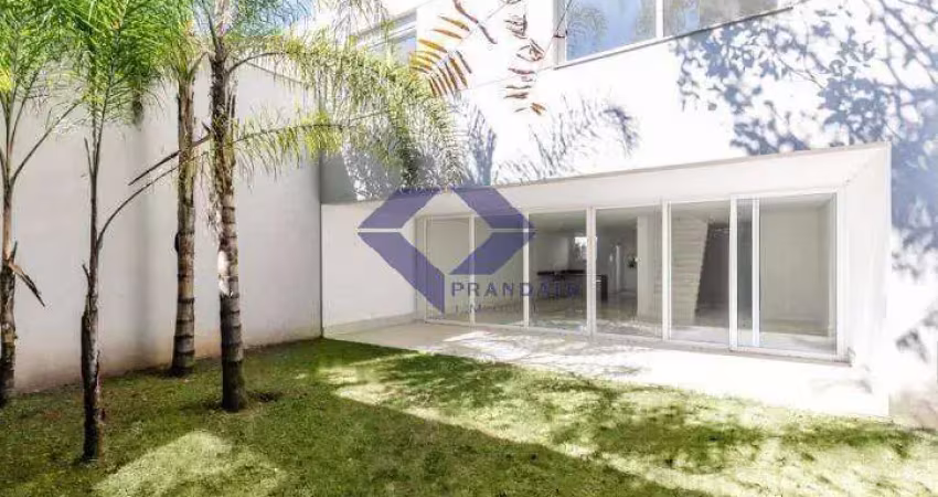 Sobrado  483m² com 4 suites e 05 vagas de garagem  na chacara santo antonio