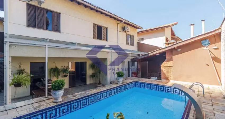 Sobrado a venda com 350m² 4 dormitórios 2 suítes e 4 vagas no jd prudência