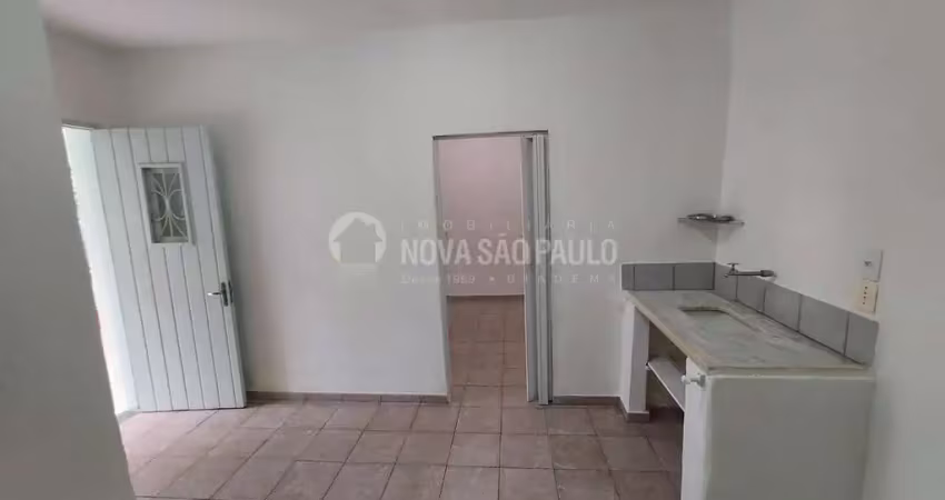 Casa com 1 quarto para alugar na Praça Carandá, 25, Campanário, Diadema