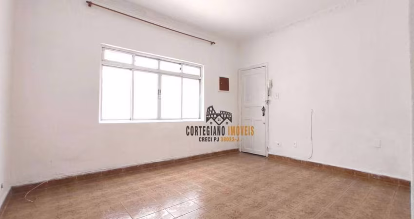 Oportunidade - Apartamento Térreo, 2 Dormitórios à Venda em Santos !