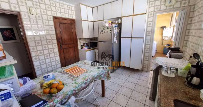 Apartamento com 2 Dormitórios/Garagem Fechada à venda, 100 m² por R$ 425.000 - Campo Grande - Santos!