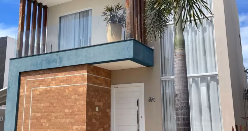 Casa duplex no condomínio reserva aimoré                                             .