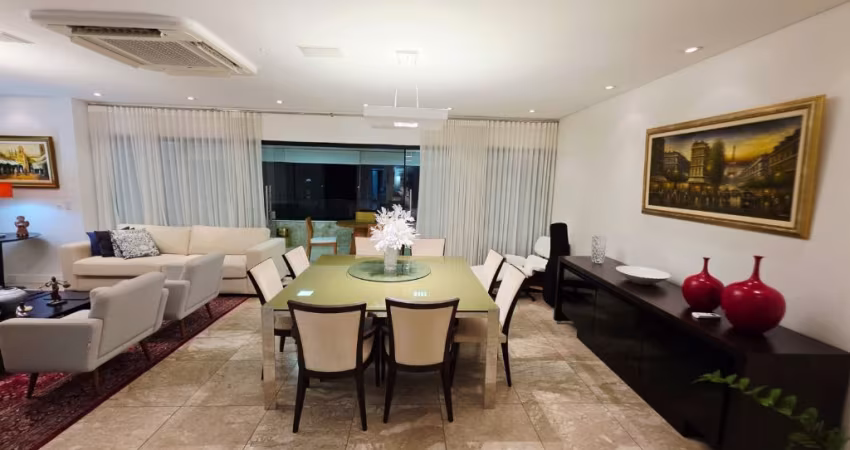 Apartamento à venda de 243m2 com 4 suítes no Horto Florestal