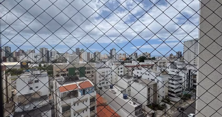Apartamento com 4 quartos para venda na Pituba
