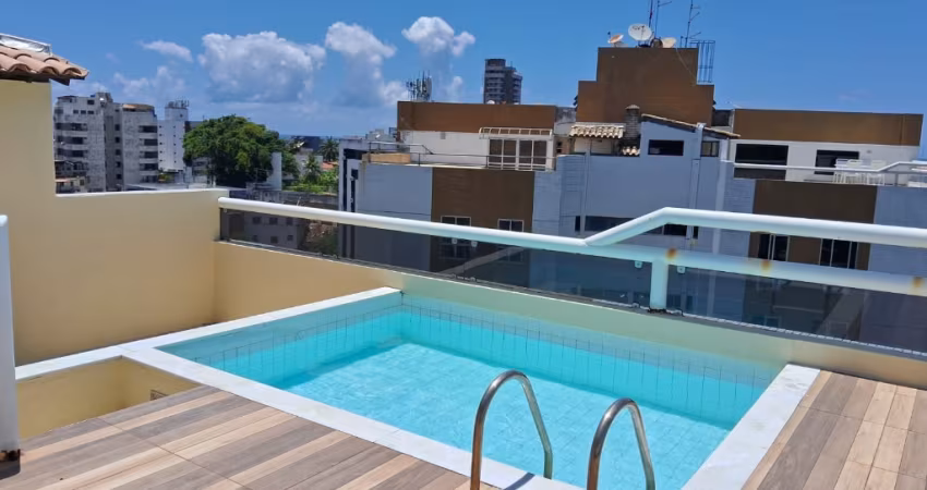Cobertura com piscina, 3 quartos, 2 vagas soltas no Rio Vermelho
