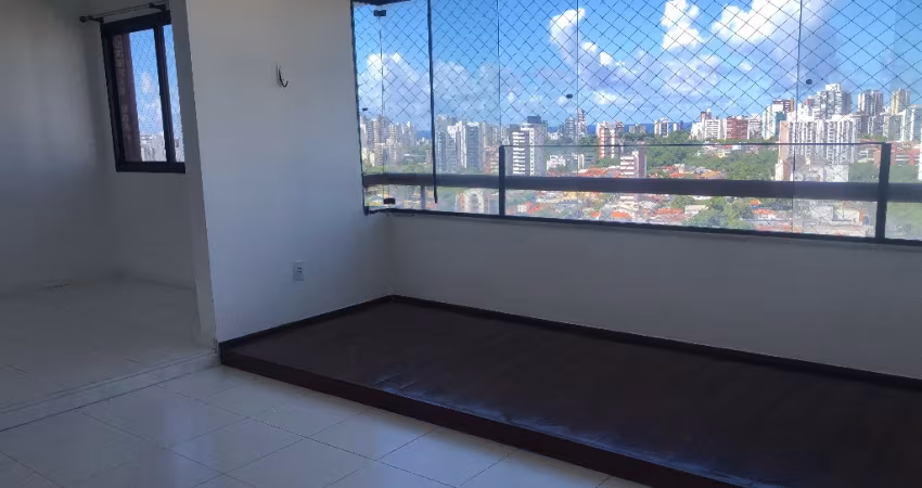 Apartamento 100 m2, 2 vagas soltas, linda vista panorâmica no Caminho das Árvores