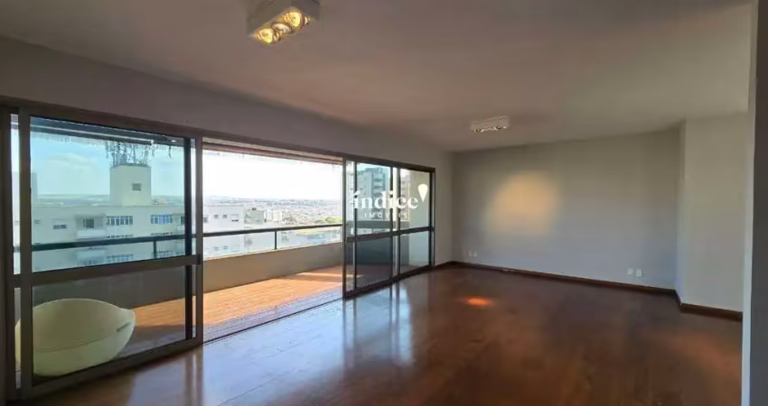 Apartamento no bairro centro, 4 quartos, 2 suítes, 2 vagas, edifício itaparica