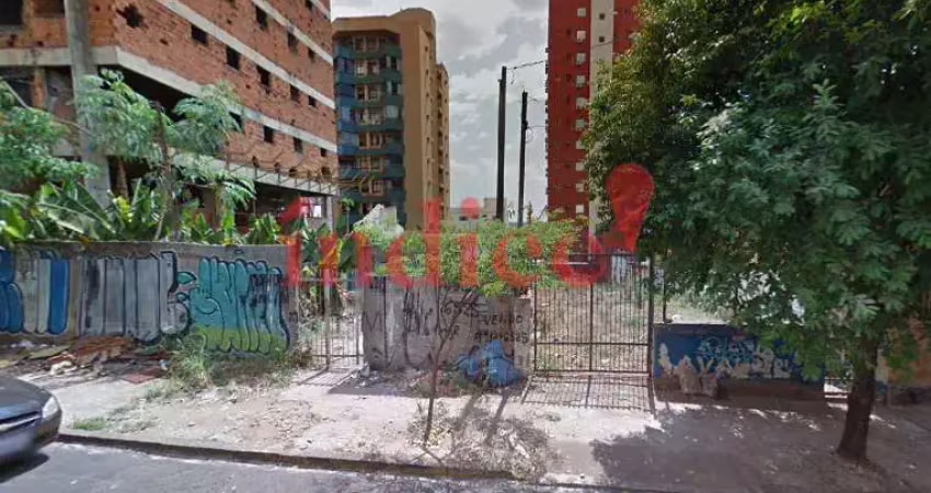Terreno à venda na Rua Amador Bueno, Centro, Ribeirão Preto