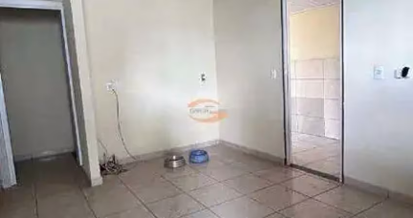 Excelente casa de dois dormitorios garagem para 2 carros cob e uma descoberta.
