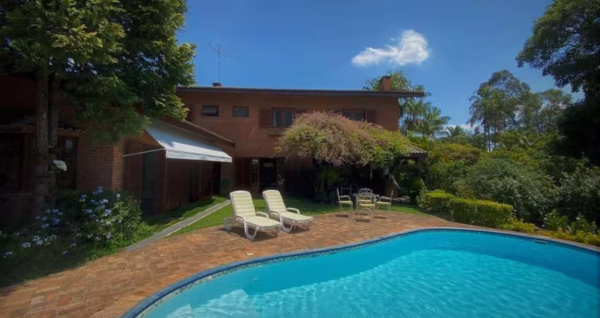 Casa para Venda em Carapicuíba, Palos Verdes, 4 dormitórios, 2 suítes, 5 banheiros, 5 vagas