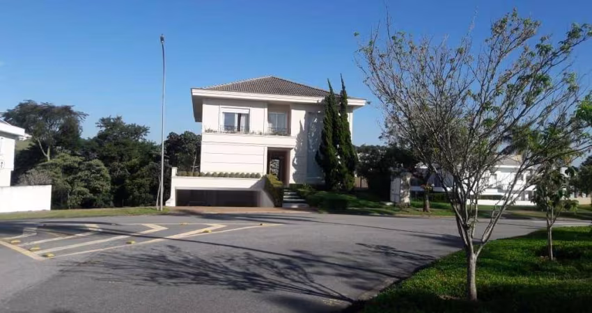Casa para Venda em Santana de Parnaíba, Alphaville, 3 dormitórios, 3 suítes, 4 banheiros, 4 vagas