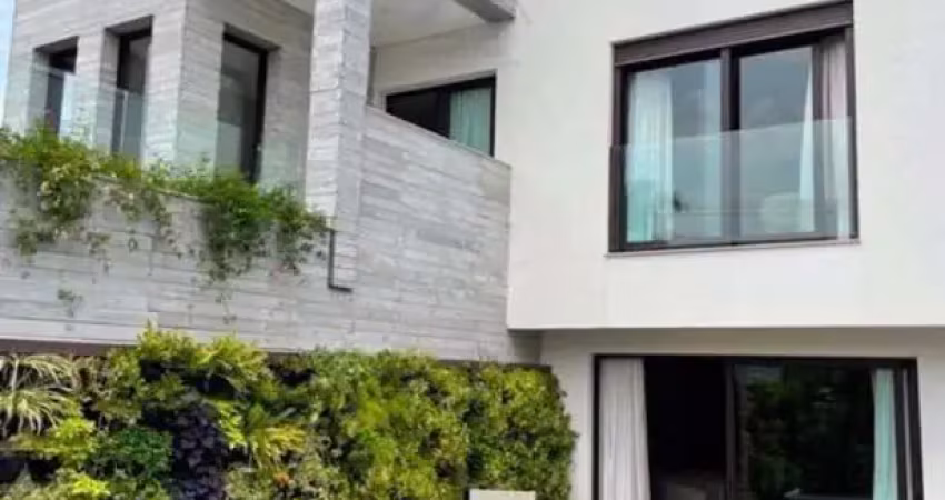 Casa à venda na Avenida Yojiro Takaoka, 2411, Alphaville, Santana de Parnaíba