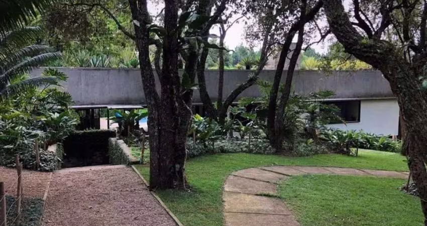 Casa à venda na Cote D Azur, 674, Jardim Mediterrâneo, Cotia