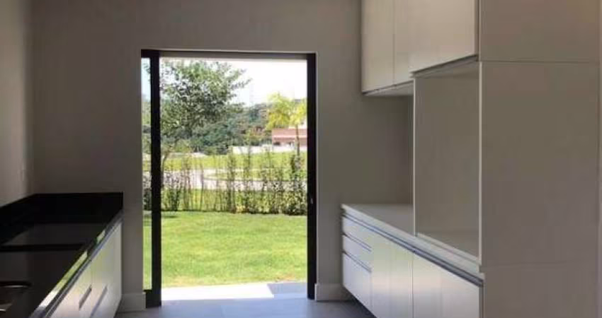 Casa para Venda em Santana de Parnaíba, Alphaville