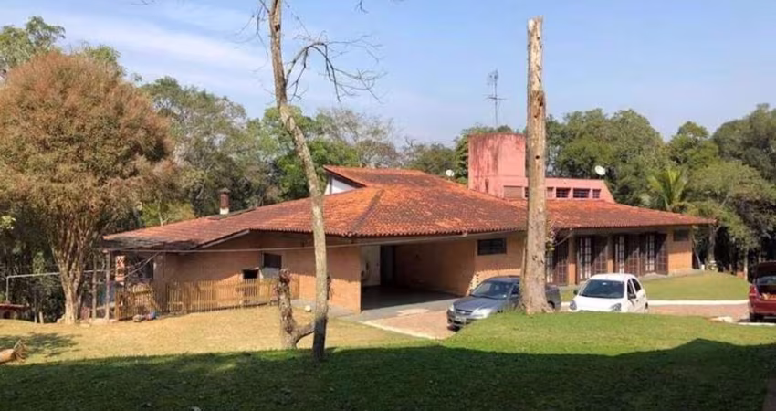 Casa para Venda em Carapicuíba, Chácara Santa Lúcia