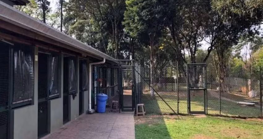 Casa à venda na Rua José Guardino, Parque Primavera, Carapicuíba