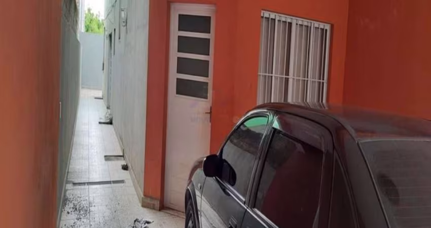 Sobrado para Venda em Barueri, Jardim Graziela, 2 dormitórios, 1 suíte, 2 banheiros, 2 vagas