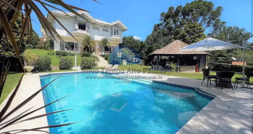 Mansão Clássica, 4 suítes, piscina, gourmet e vista!