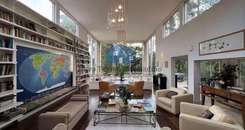 Mansão na Granja Única, encantadora e espetacular! Para MORAR ou EMPREENDER