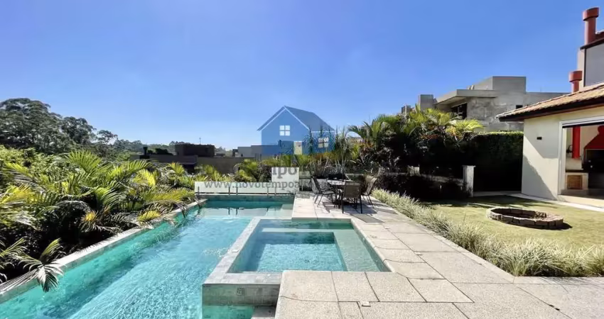 Mansão excepicional com piscina com borda infinita + lazer completo