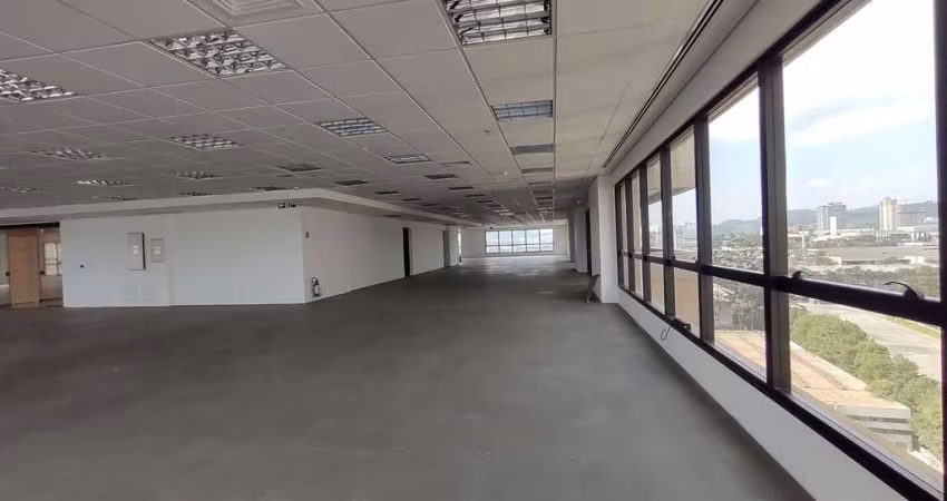 Casa para Locação em Barueri, Tamboré, 4 banheiros, 36 vagas
