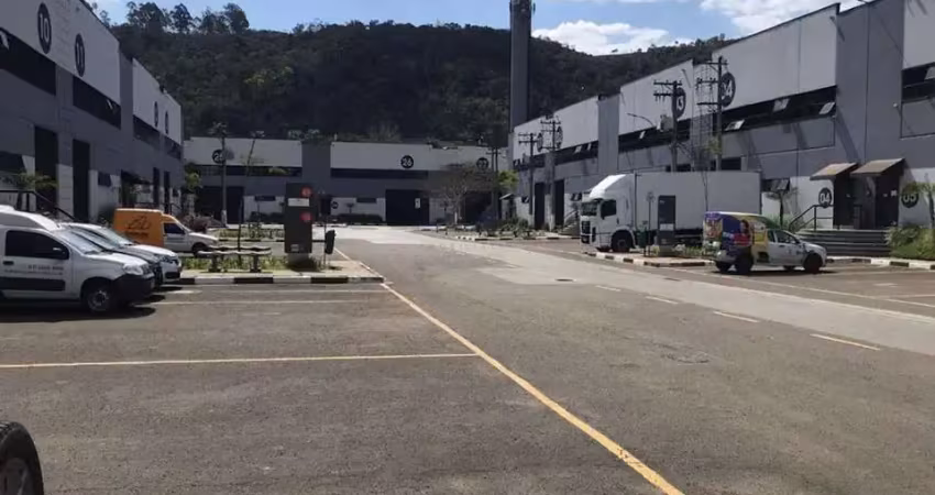 Casa para alugar na Avenida Gupê, 10767, Jardim Belval, Barueri