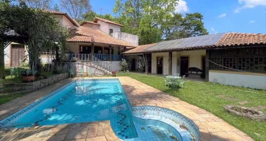 Sobrado para Venda em Cotia, Jardim Mediterrâneo