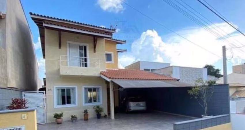 Sobrado para Venda em São Roque, Guaçu