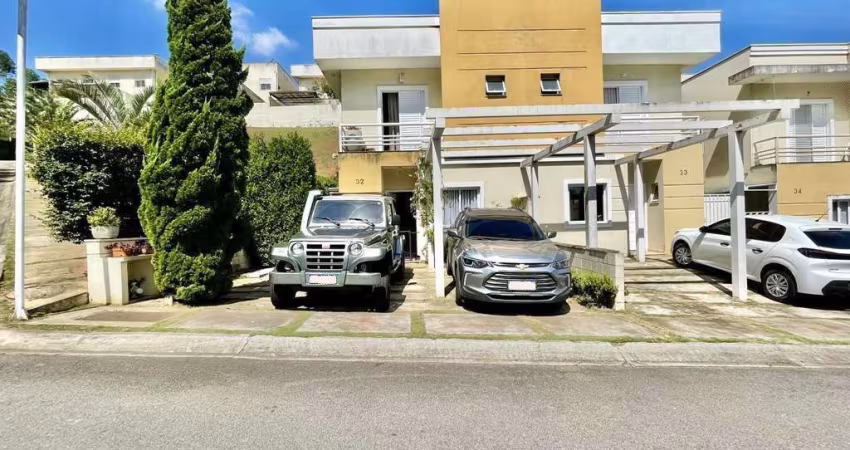 Sobrado para Venda em Cotia, Jardim São Vicente, 3 dormitórios, 1 suíte, 2 banheiros, 3 vagas