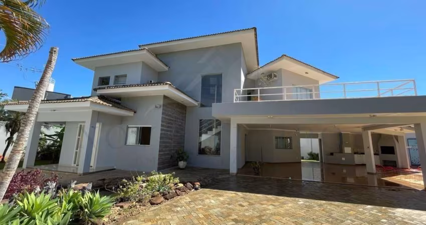 Casa para Venda em Araçatuba, Icaray, 3 dormitórios, 3 suítes, 6 banheiros, 4 vagas