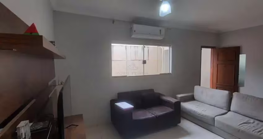 Casa com 3 quartos à venda na Prudente de Moraes, 652, Centro, Guararapes