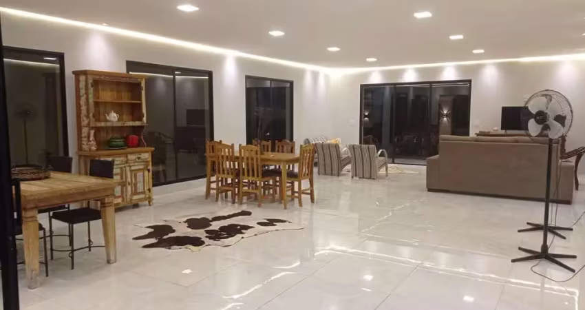 Casa com 4 quartos à venda na LAGO E SOL, 1300, Centro, Fronteira
