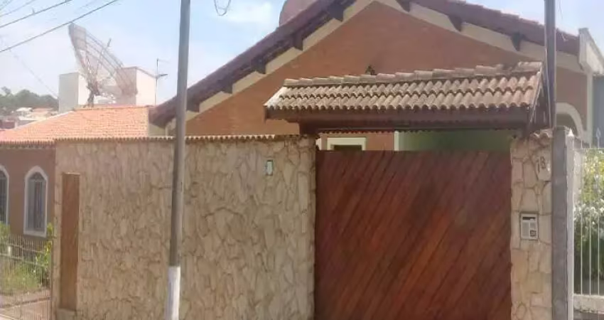 Casa com 3 quartos à venda no Centro, Vinhedo 