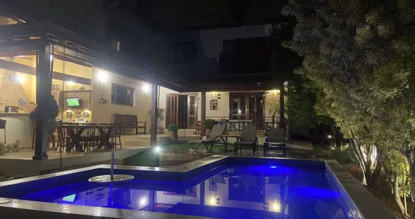 Casa a Venda no Condominio Portal do Lago em Valinhos/SP
